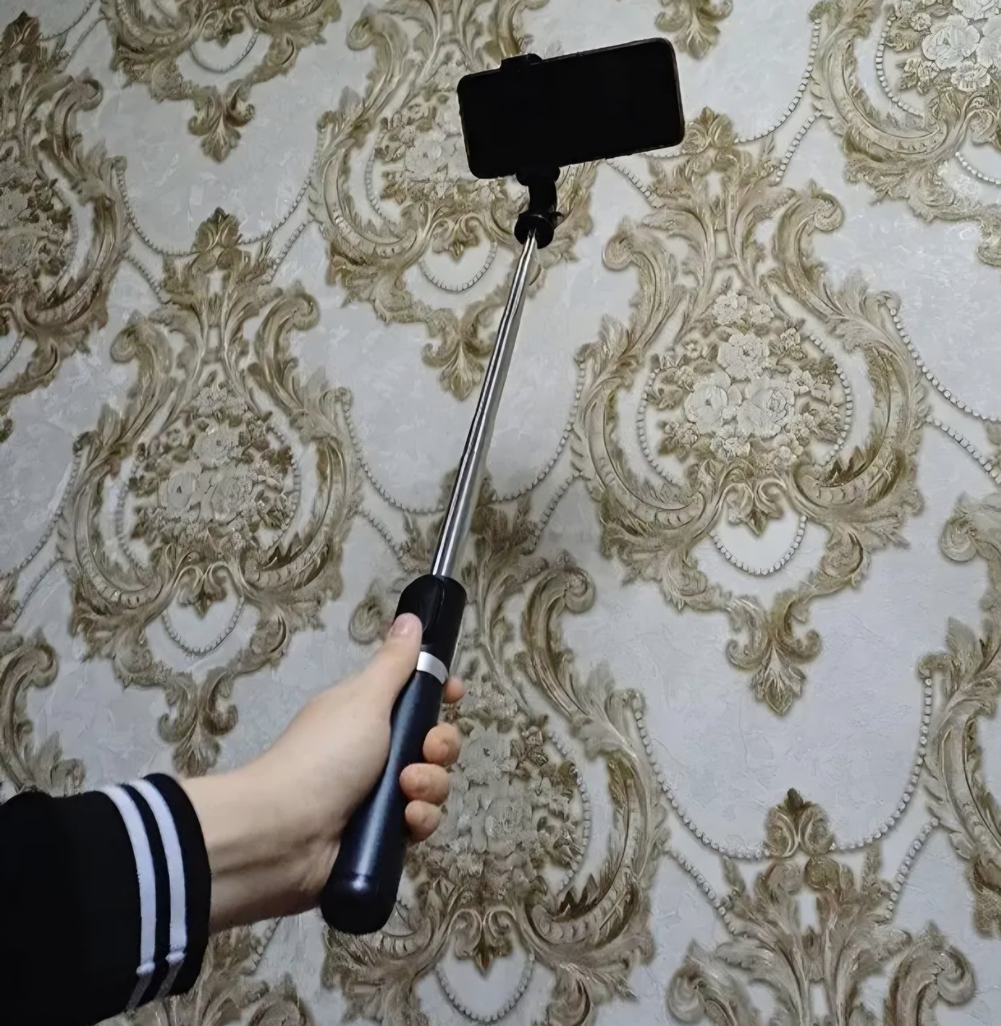 VoltSA 📸 40" Wireless Selfie Stick Tripod™