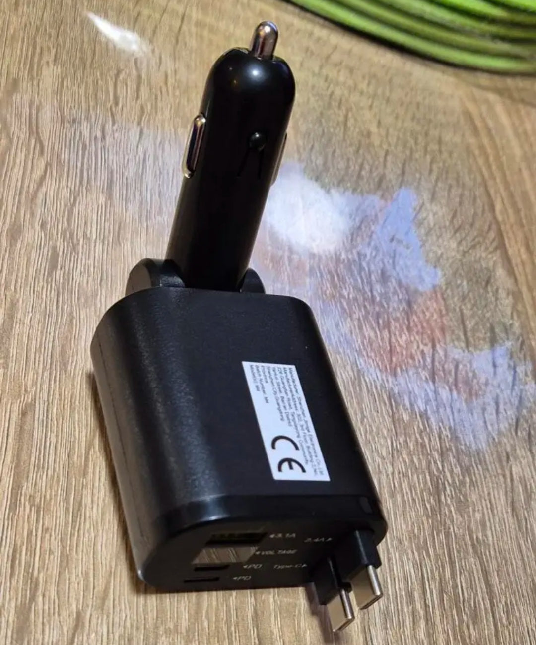 VoltSA ⚡ 120W Retractable Fast Car Charger™