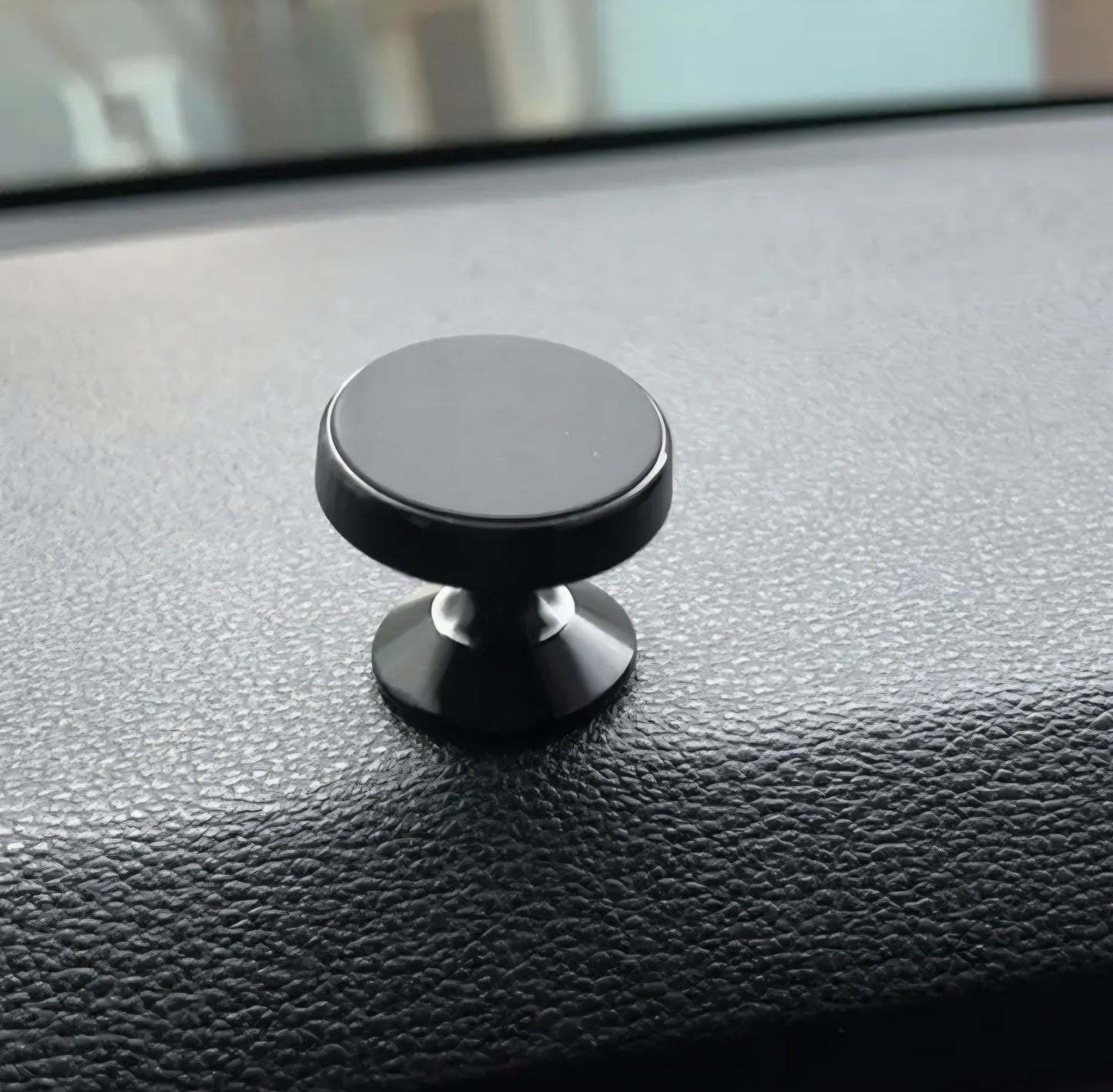 VoltSA Magnetic Car Phone Holder™