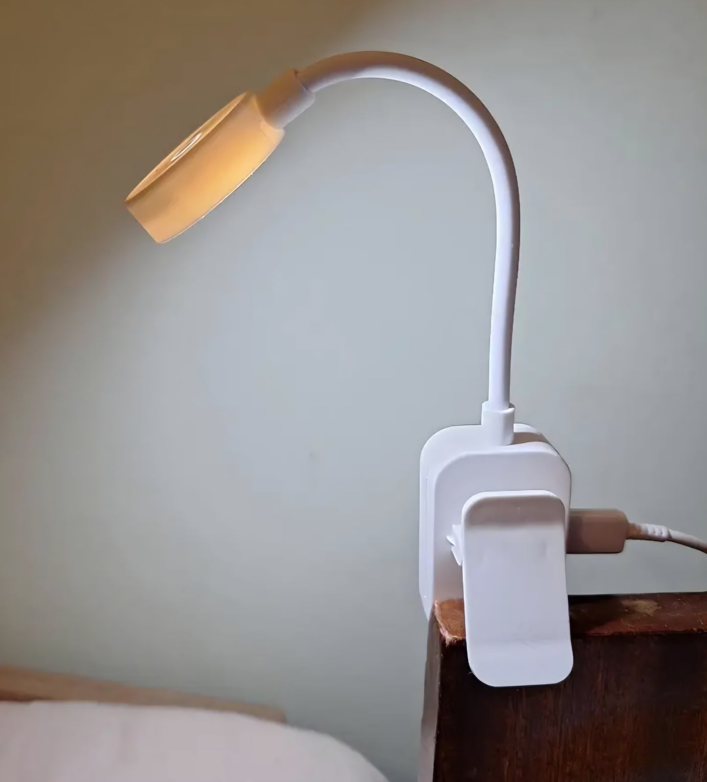 VoltSA 💡 Rechargeable Clip-On Reading Light™
